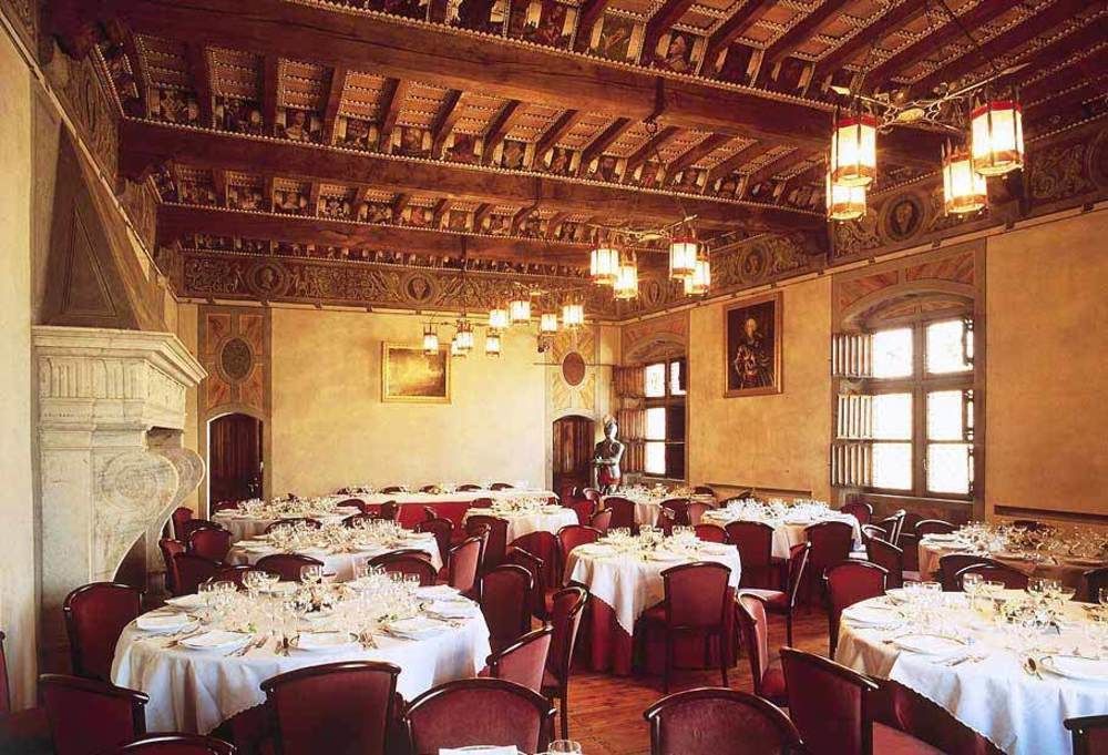 Castello Di Pavone Hotel Pavone Canavese Exterior photo