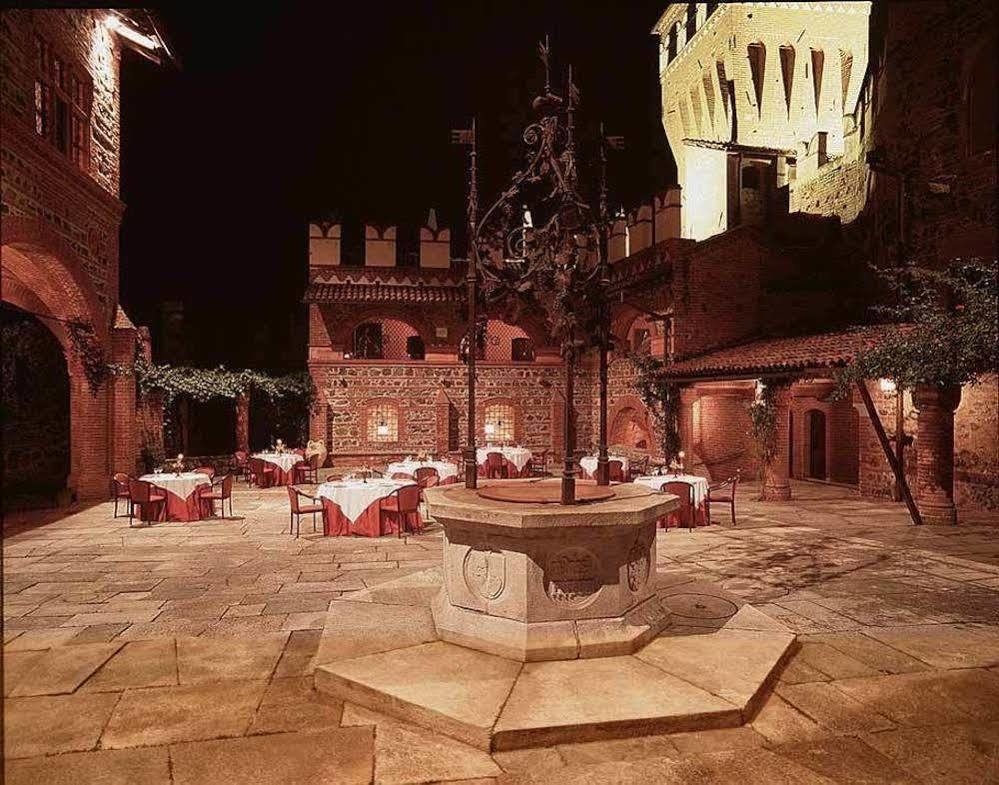 Castello Di Pavone Hotel Pavone Canavese Exterior photo